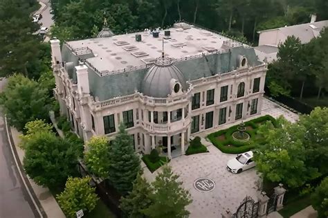 There's a new TV show about Toronto's obnoxiously luxurious .
